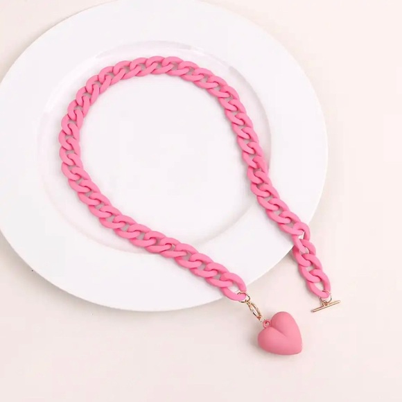 Pink Chunky Chain Heart Necklace - Picture 1 of 13